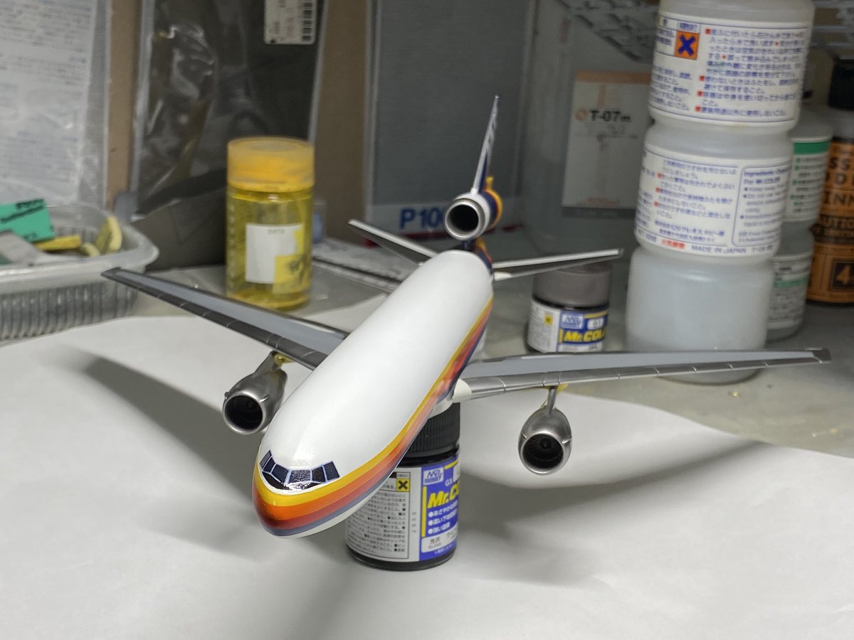 雨の日ばかりですが、少し作業を進めました。どこが進んだか分からない程度ですが笑
＃旅客機プラモ