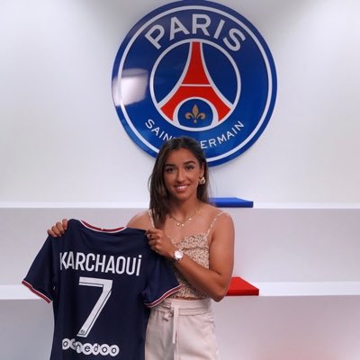 SakinaKarchaoui's tweet photo. #NouvellePhotoDeProfil https://t.co/CdKYKL2y9t