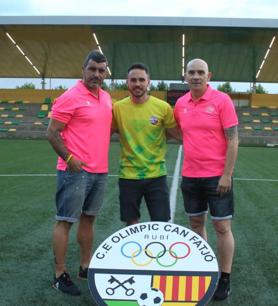 Fichaje temporada 21/22 Javilin(25sept) vuelve a casa un jugador rapido ,habilidoso,goleador..