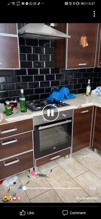 Stacey__Clark's tweet photo. @bookingcom turned up to these 'apartments' we booked. Had to book something else after 45 mins trying to get through to booking and now being refused a refund for not staying in this place 😳
And you're still able to book Trait house on the website! https://t.co/F6jvOYRJSd