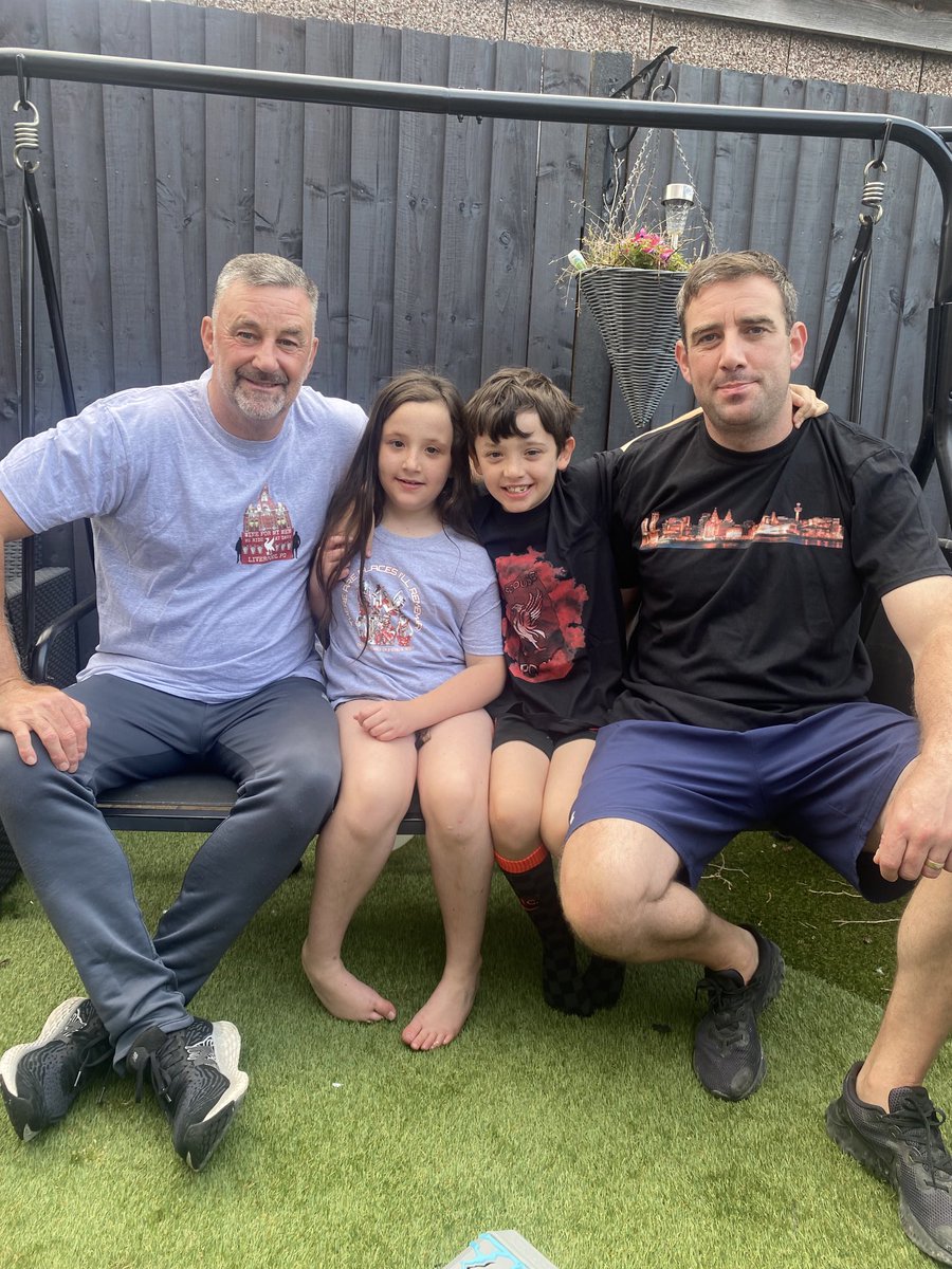 Realaldo474's tweet photo. Now this is what I meant to say😩from the previous tweets!!A big shout out for ScousePower19 love the SHIRTS they do😉😂👍 https://t.co/ryoUb8Ozfa