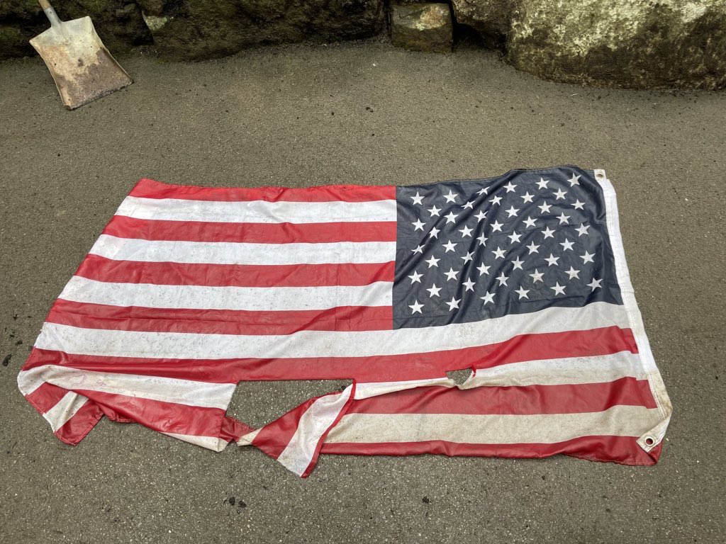 mrdanwalker's tweet photo. When the toe rags who vandalised the #MiAmigo memorial in the early hours finally wake up today I hope they are thoroughly ashamed &amp; think about how they can repair the damage.

Tony is devastated. 
They have smashed pots and ripped all the flags. 
Truly pathetic. https://t.co/4xu9nZbw9I