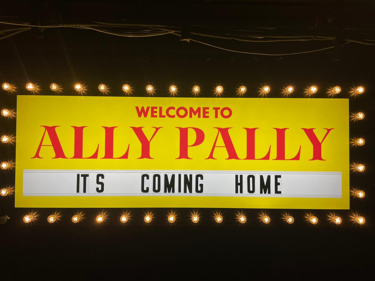 Alexandra Palace tweet media