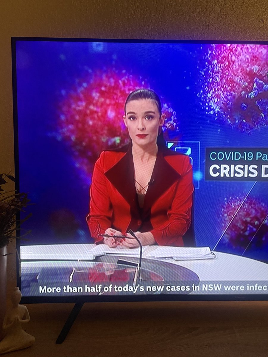 Eliza Barr On Twitter Pleased To See More And More People Are Discovering The Unmitigated Fabulousness Of Mariam Saab The Abc Evening Newsreader Who Has Probably The Most Spectacular Wardrobe In Australian