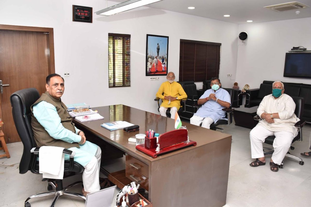 Vishwa Hindu Parishad Gujarat leaders meet Chief Minister Rupani