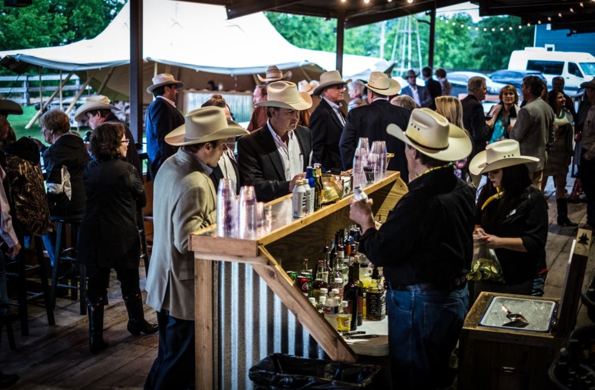 RiverRanchStockyards tweet media