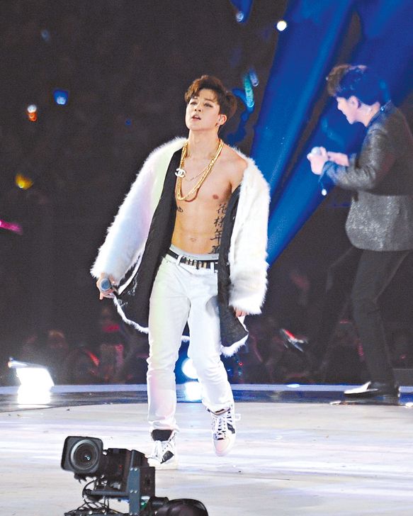 BTS #ジョングク #ジミン から #MONSTAX、#iKON に #ASTRO に #2PM