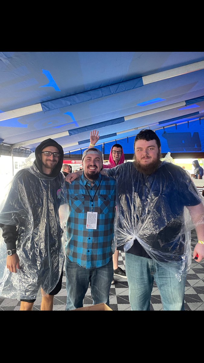 iTandem North America minus one meeting up at this rounds <a href="/FormulaDrift/">Formula DRIFT</a>. I know what it’s like to meet team members IRL and I know how cool it is after years of gaming to actually meet you guys. One day we’ll get out there!