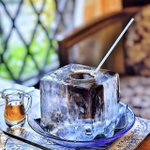 神戸にしむら珈琲店の『氷の器のアイスコーヒー』が話題!北野坂店限定メニューで夏にぴったり!
