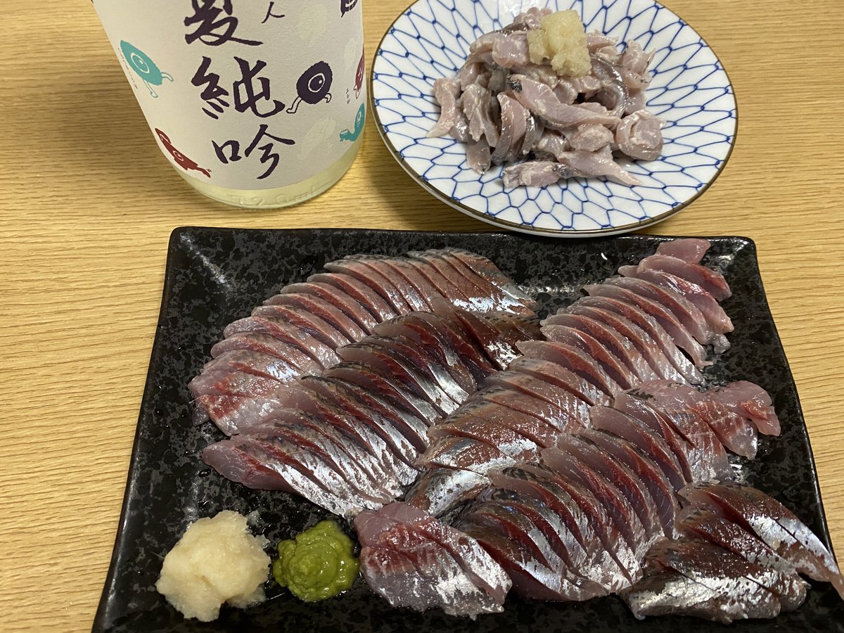 多田水産 冬休み Mckenzie K 黒潮蛇行でカツオキハダシイラばっかりみたいですね どっかの港はシイラも水揚げ制限掛かったそうですよ Twitter