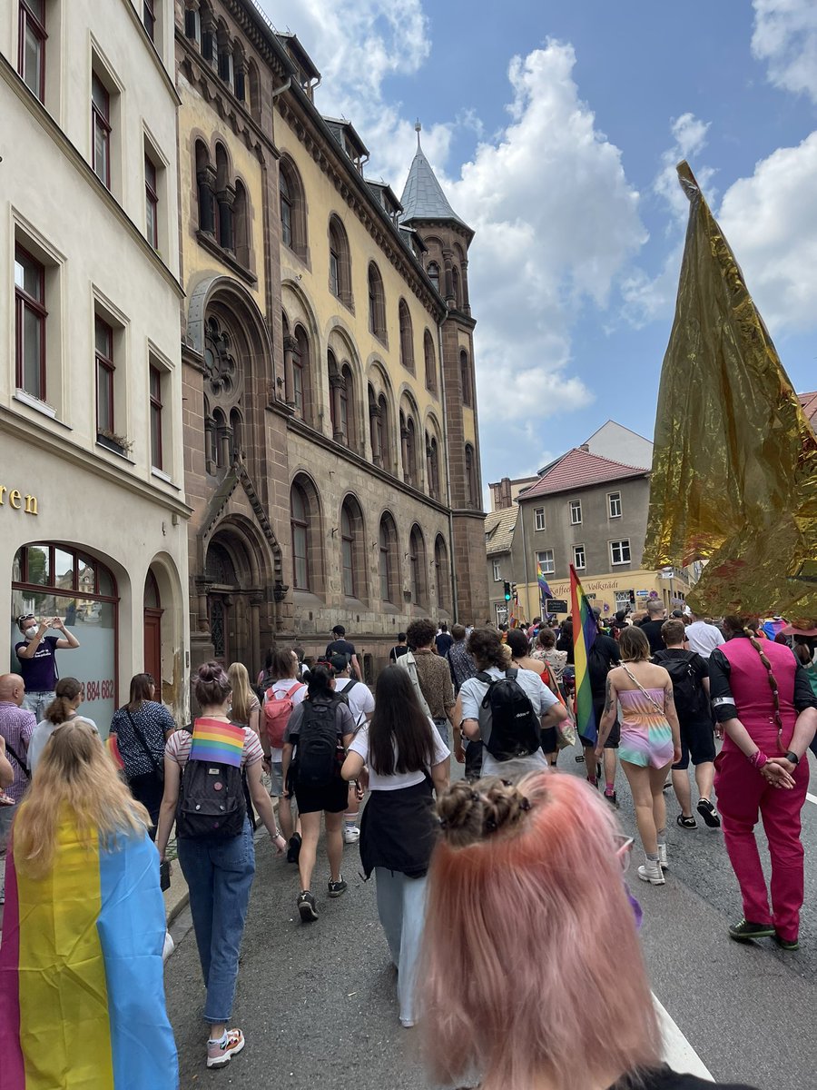 _Loumias_'s tweet photo. Die gute Queer*lobby 😍🌈
#pride #CSDAltenburg https://t.co/l9fGp1EWXV
