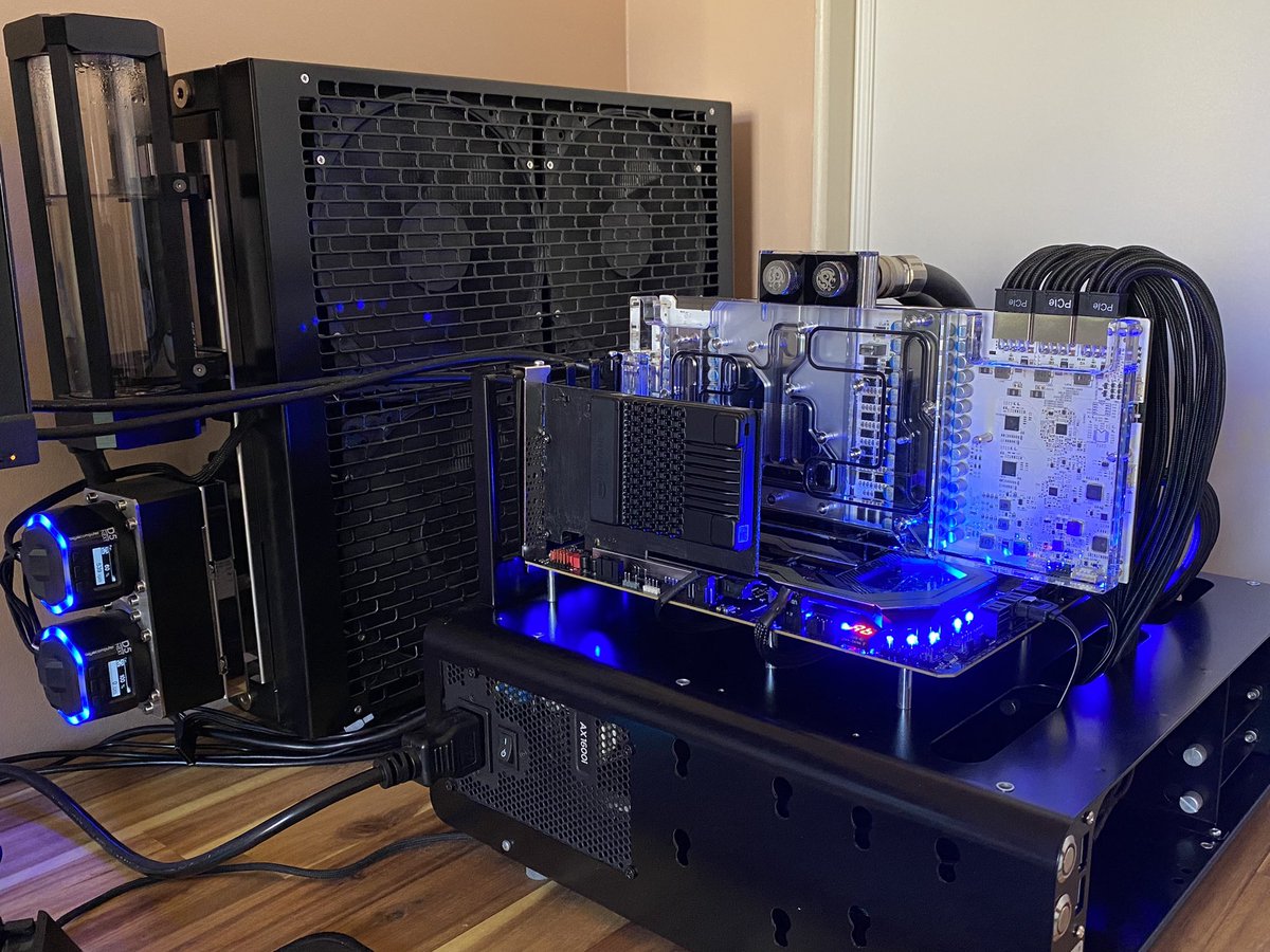 bl4ckdot's tweet photo. Daily setup until DDR5 :
LTX 10900K @ 5.4Ghz
Asrock Z590 OC Formula
Galax 3090 HOF @ bios oc lab rebar
Galax 2x16Go Bdie @ 4400c16-17-17-34
Intel Optane DC P5800x
Samsung 960 Pro 2To
Corsair AX1600i https://t.co/zoNZrHVuPC