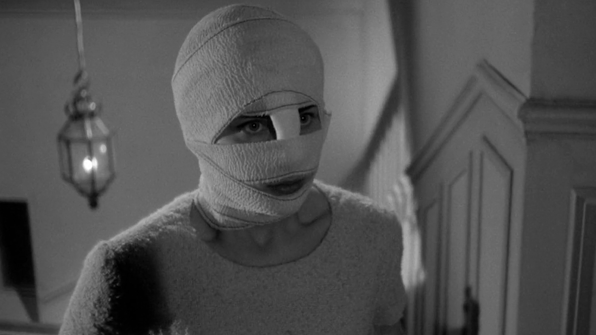 JBHorrorShow's tweet photo. Los distintos rostros de LOS OJOS SIN ROSTRO.
#MadDoctors #Exploitation #FaceOff
Les yeux sans visage (1960) ↖️
Gritos en la noche (1962) ↗️
Seddok, l'erede di Satana (1960) ↙️
La piel que habito (2011) ↘️ https://t.co/gt2XByY9ut