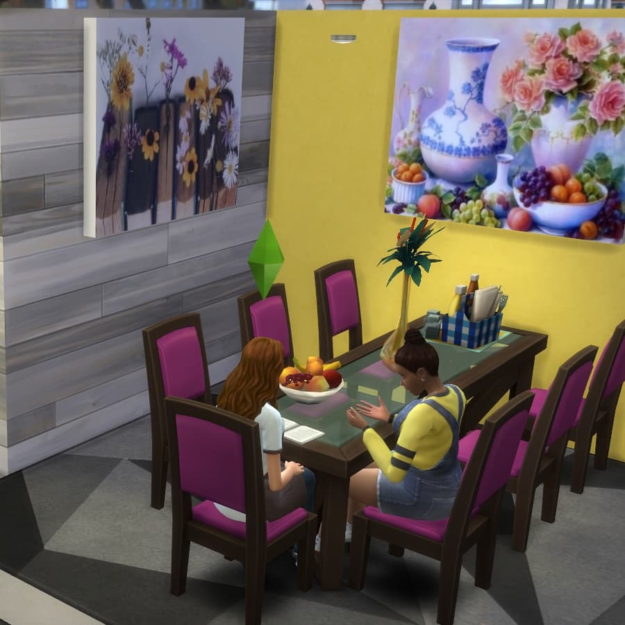Stel85S's tweet photo. This was such an awesome #designchallenge from #fruutish to do. We had to keep the shape of the room and the fruit bowl in the design. This room is a #grape &amp; #pineapple inspired room.  Thank you for the #wallart #rosemow  #Lillypad2704  #mnewi1103  #artsysimms    #fruutyrooms https://t.co/TrCEB4uGd6