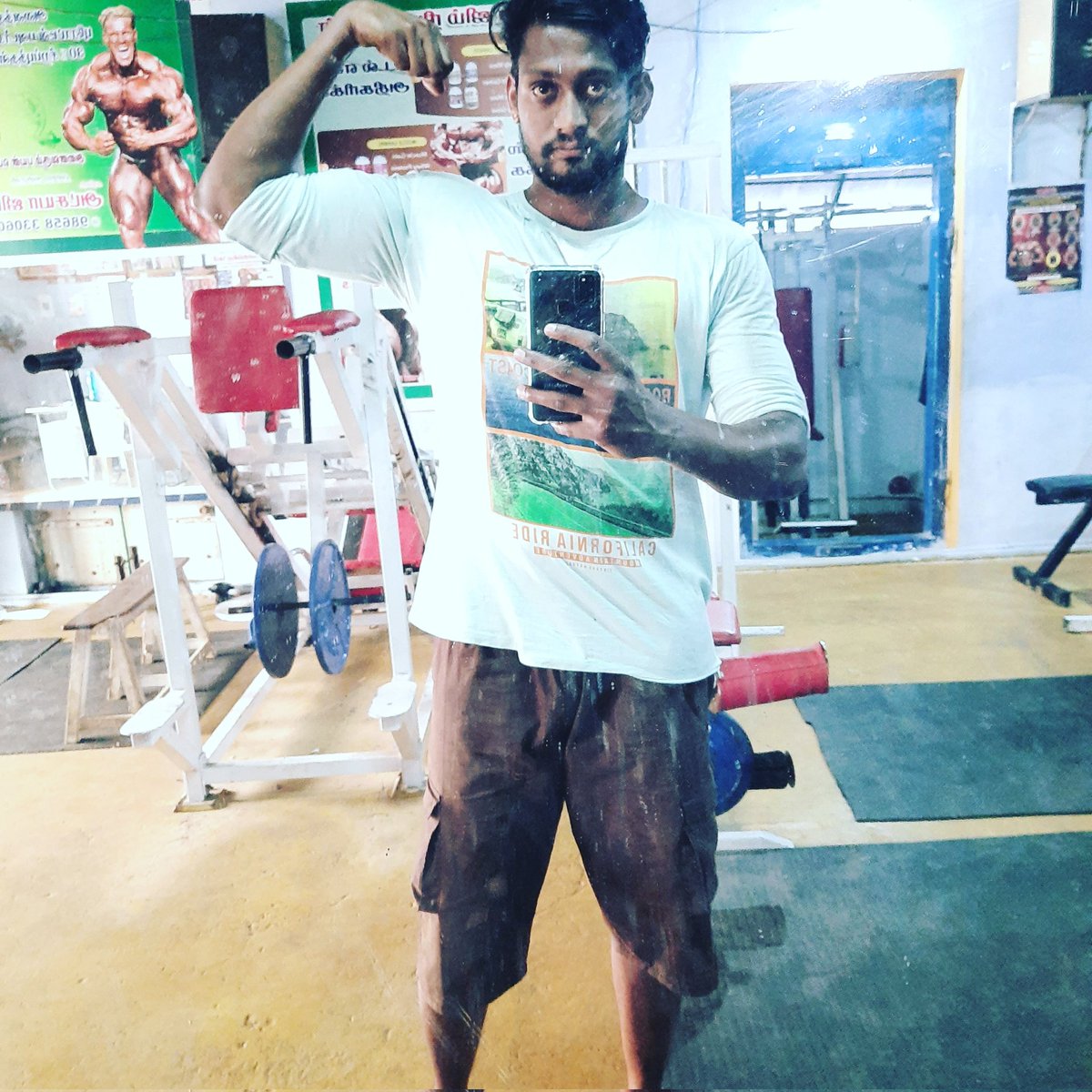 NFlashwin's tweet photo. gyM Lub 🤗biecePes DaY 📸phOtOgrAphy ✌luB https://t.co/EbNqKhVWTB