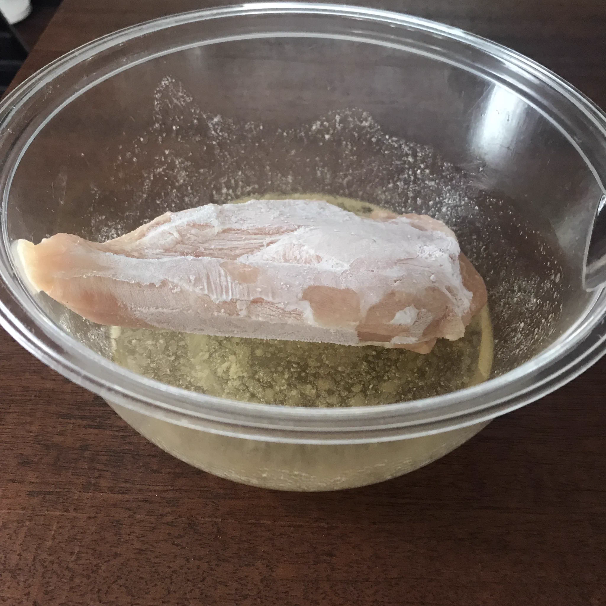 冷凍庫で凍った状態の鶏胸肉のレシピがこちら！解凍いらずで鶏塩チャーシューが完成！