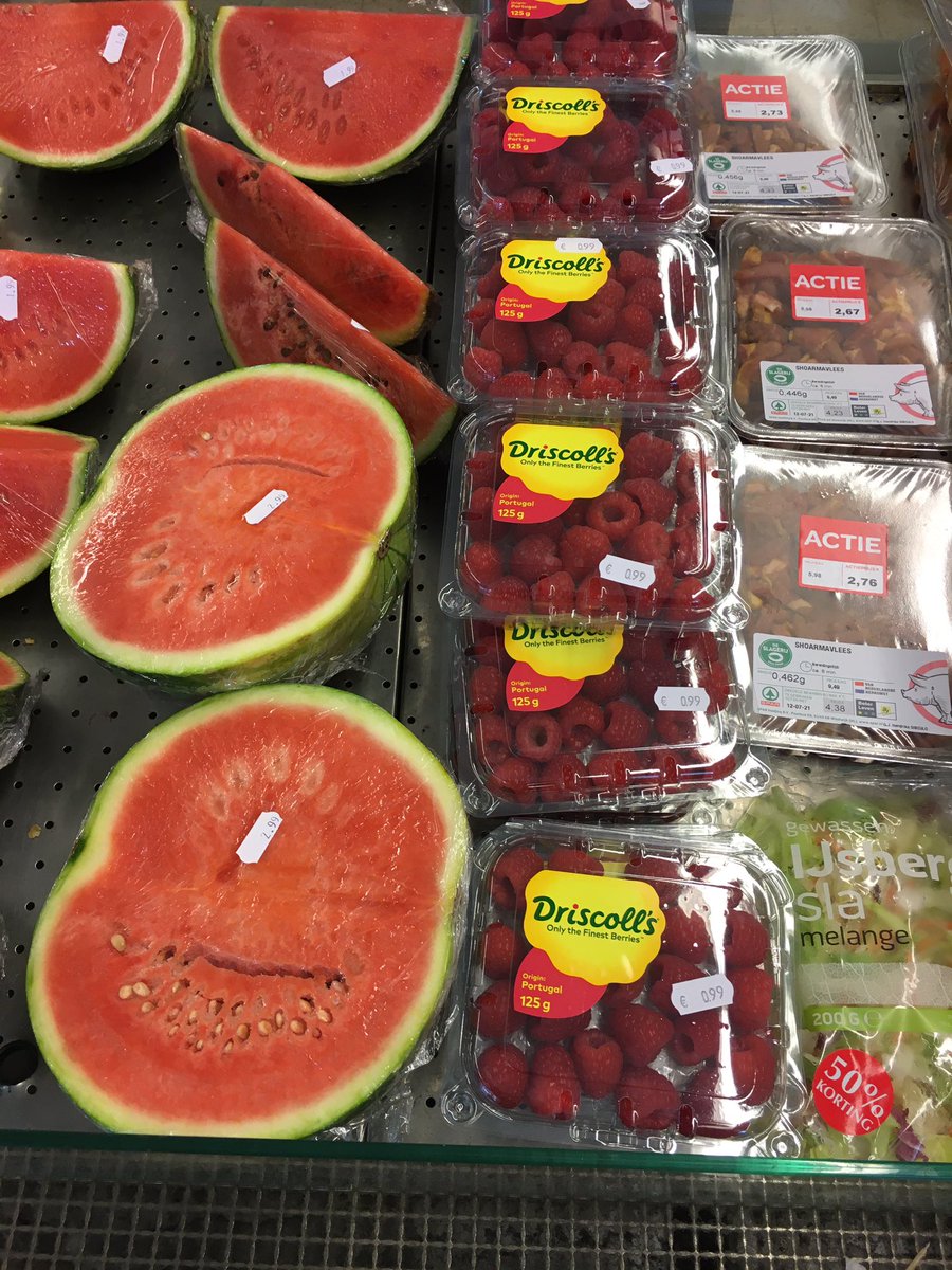 Extra aanbiedingen dit weekend:
- Elephant Barberina sinaasappels
   Per kilo € 2,99
- Griekse Kersen 500 gram € 1,99
- platte nectarines 500 gram € 2,49
- platte wilde perziken 500 gram € 1,49
- frambozen per bak 125 gram € 0,99
