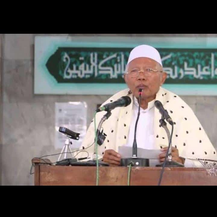 ubay_ahmad's tweet photo. *إِنَّا لِلّهِ وَإِنَّا إِلَيْهِ رَاجِعُوْنَ*

KH. ABDUL ROSYID BIN KH. ABDULLAH SYAFII https://t.co/35bO2UD9XS