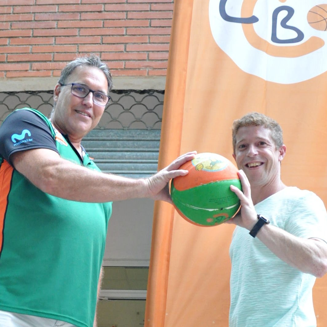 🆕 Jordi Albó i Montsant "Toti" serà el nou president del Club de Bàsquet Calella agafant el relleu de David Fors.⁣
👏 Benvingut, Toti! Gràcies per tot, David! 👏⁣
⁣
#cbcalella⁣
#calellaesmes ⁣
#calellabàsquet ⁣
#orgullverditaronja⁣
#BàsquetCAT