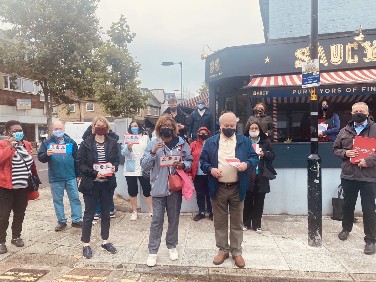 Good to be out with @SouthwarkLabour #GooseGreen team - a lot of support for our awesome councillors @vicky_olisa  @SuecharlieSmith & @mcash on the doorstep