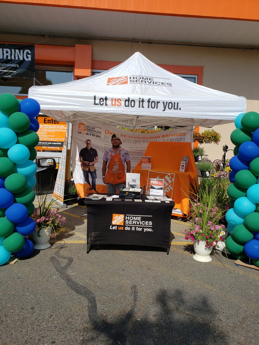 Jesse is out here at West Seattle spreading the word on Home Depot's Countertop and Kitchen Remodel options! Never a bad time to take a step towards the kitchen of your dreams!  ☀️#westinthehouse #wedoitforyou #countertop @Ken_D19DM <a href="/TimGudasTHD/">Tim Gudas</a> <a href="/bdarrinTHD/">Blake Darrin</a> <a href="/RealJayPeee/">Jon Peters</a>