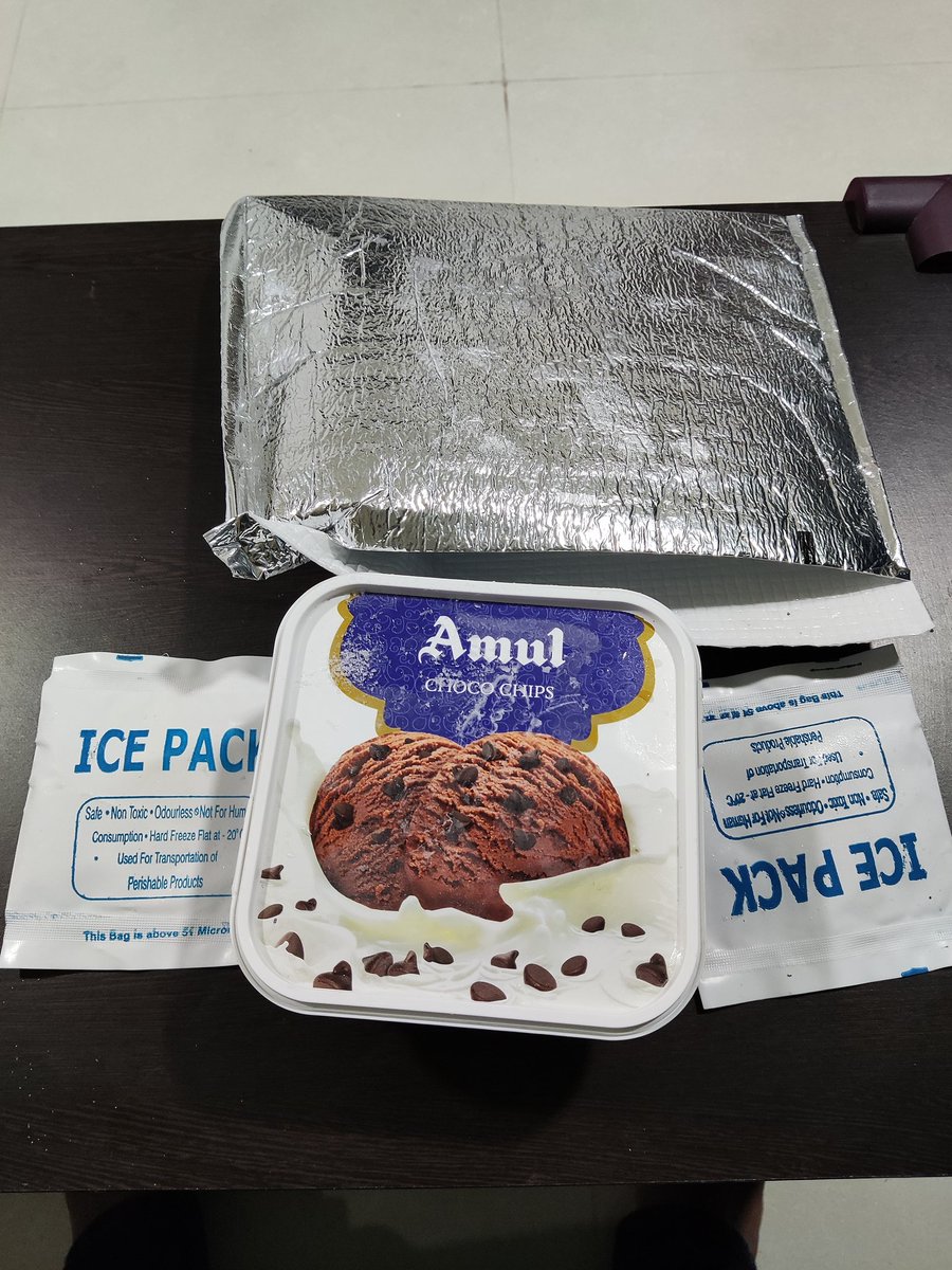 ezhilwarner's tweet photo. @swiggy_in @harshamjty Impressed with the packaging 🙂 https://t.co/RUIS5M3j5h