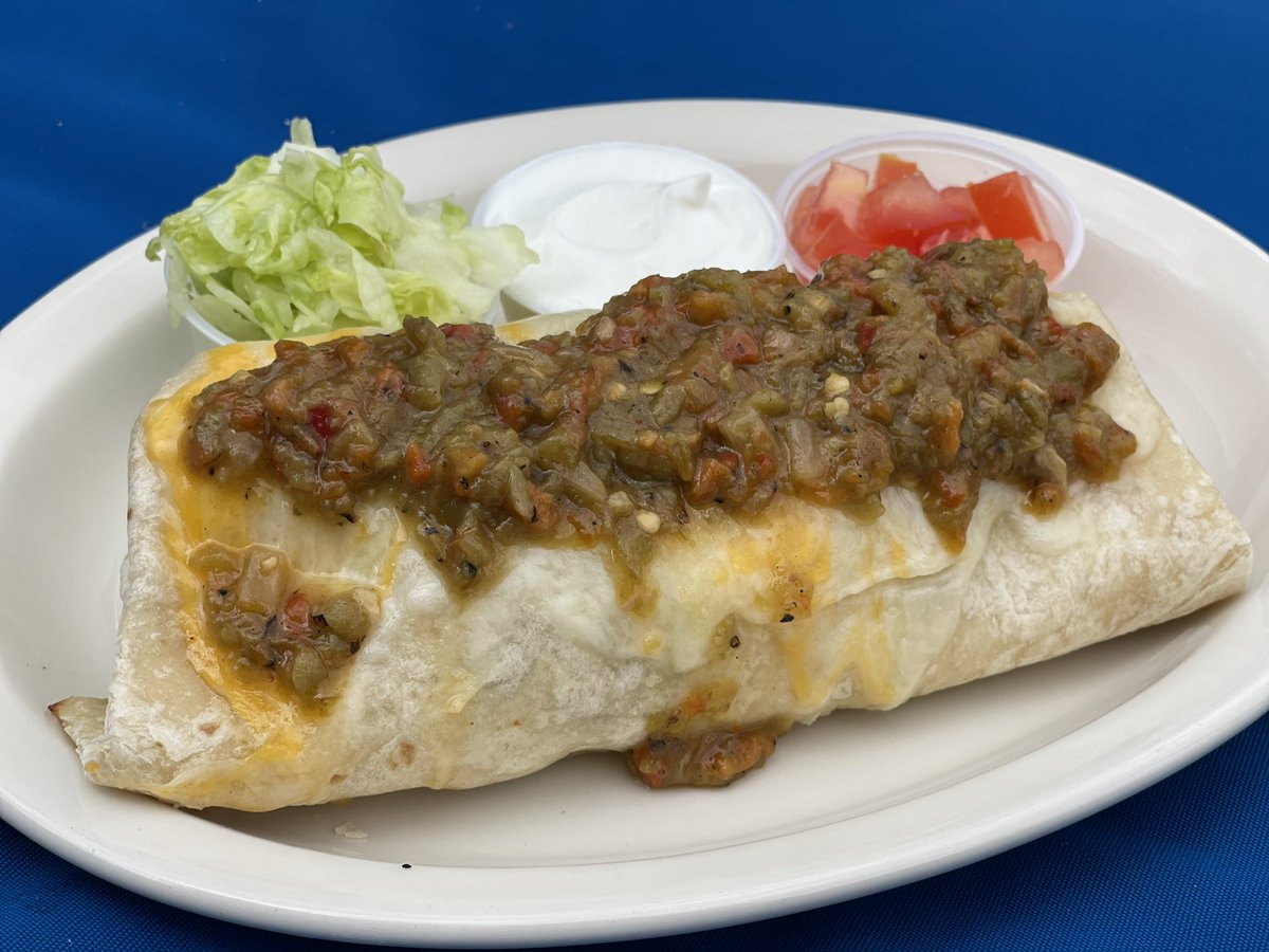 303Cut's tweet photo. Smothered Green Chile Burrito- A classic! Best in the game. Come around find out, get ya taste budz knocked off! #vegas #vegasfood #vegasfoodie #lv #LasVegas #lvfood #Foodtruck #foodies #303inthecut #newconcept #vegaslocals #lasvegaslocal #vegas2021 #Vegas #Entrepreneurs https://t.co/dWG0uC8v3U