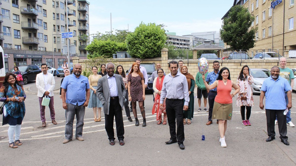 I was honoured to be part of a lovely gathering today celebrating the work of volunteers at ELREC's Volunteer Appreciation Lunch.

Each volunteer was given a certificate and a gift bag as a token of ELREC's appreciation for their charitable community work.