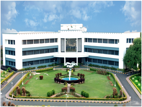 defencealerts's tweet photo. 🔴Students pursuing https://t.co/vhLfJ754tp in defence technology will be given access to the #DRDO labs to conduct research work. They shall be offered access to defence PSUs and industries for conducting R&D. #IDU #teamIDU https://t.co/ScUbcKrtnM