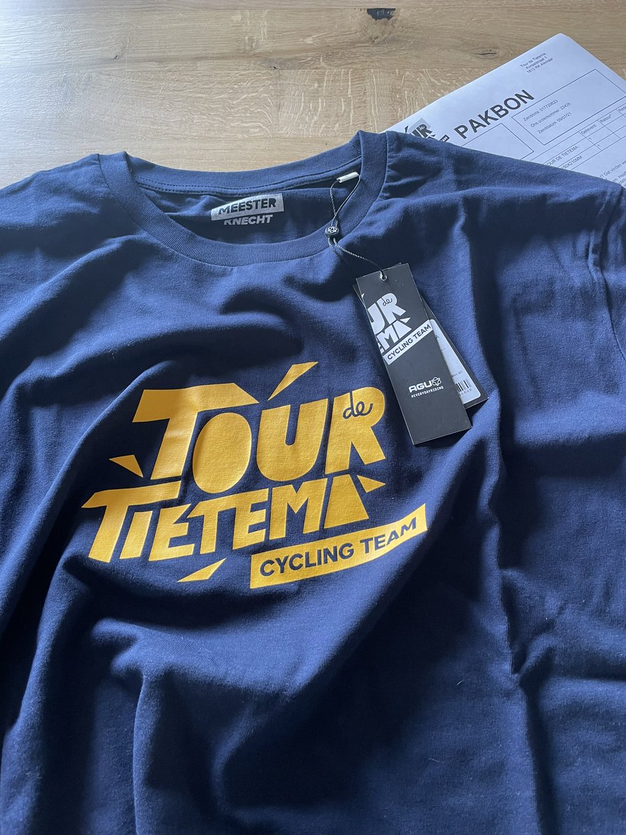 Mijn welkoms cadeau van <a href="/tourdetietema/">unibettietemarockets</a> is binnen. Als jullie net zo snel fietsen als bezorgen gaat dat goed komen. #suoersnel #groteklasse