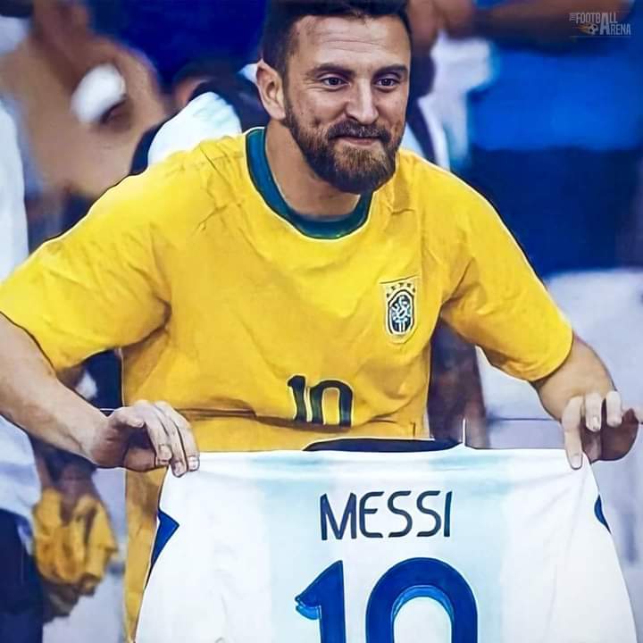 IbnQawee's tweet photo. Même certains brésiliens veulent voir Léo remporter ce fameux trophée https://t.co/p8xgsRM5cn