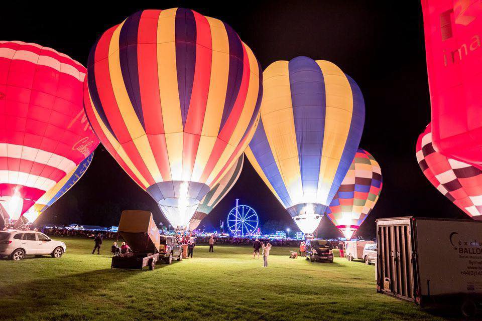 York Gin (@yorkgin) on Twitter photo Win 4 tickets to the amazing Balloon Fiesta in York over August Bank Holiday weekend!
To enter:
đFollow <a href="/YorksBalloon/">Yorkshire Balloon Fiesta</a>
đRT & tag a friend
Free parking too. Prize is worth ÂŁ88!
Ends 24 July
Ts&Cs yorkgin.com/tours-and-evenâŚ
<a href="/VisitYork/">⨠Visit York â¨</a>
#win #york #prize Win 4 tickets to the amazing Balloon Fiesta in York over August Bank Holiday weekend!
To enter:
đFollow <a href="/YorksBalloon/">Yorkshire Balloon Fiesta</a>
đRT & tag a friend
Free parking too. Prize is worth ÂŁ88!
Ends 24 July
Ts&Cs yorkgin.com/tours-and-evenâŚ
<a href="/VisitYork/">⨠Visit York â¨</a>
#win #york #prize
