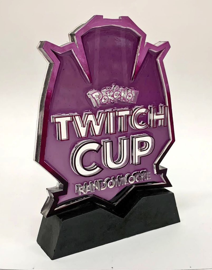 Ya está modificado el trofeo #pokémon para <a href="/Barbesito/">Barbe</a> ganador de la #twitchcup, en breve me pongo en contacto con <a href="/SekiamPKM/">Sekiam</a> para que te lo haga llegar.