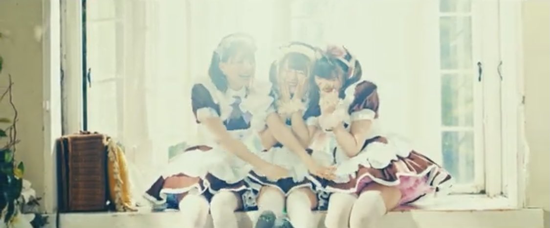 maid_fuwaru_'s tweet photo. 🔅⏰ ハピハピ♪モーニング ⏰🔅

スーパープレミアムメイドで歌って踊りました🌼🎀あぁ、ここに居ていいんだって幸せいっぱいの撮影だったよ🥺
個人的には「ル・ル・ルン🎶」が言えて嬉しかったです🙊💕

お屋敷の定番曲🧹
これを聴いて爽やかな朝をお迎えくださいませ…☕️✨
https://t.co/LdxMhoHe2Z https://t.co/IQKthXytZ5