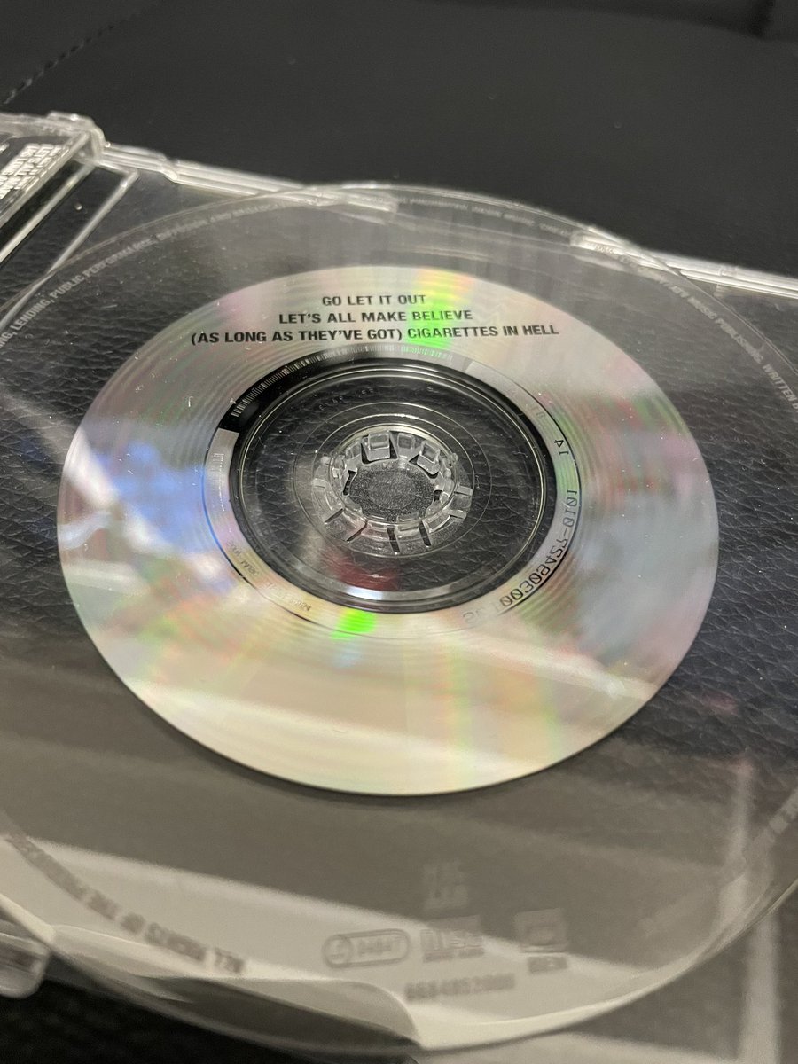 smartmen2021's tweet image. 12センチと見せかけての8センチ。

#oasis #goletitout