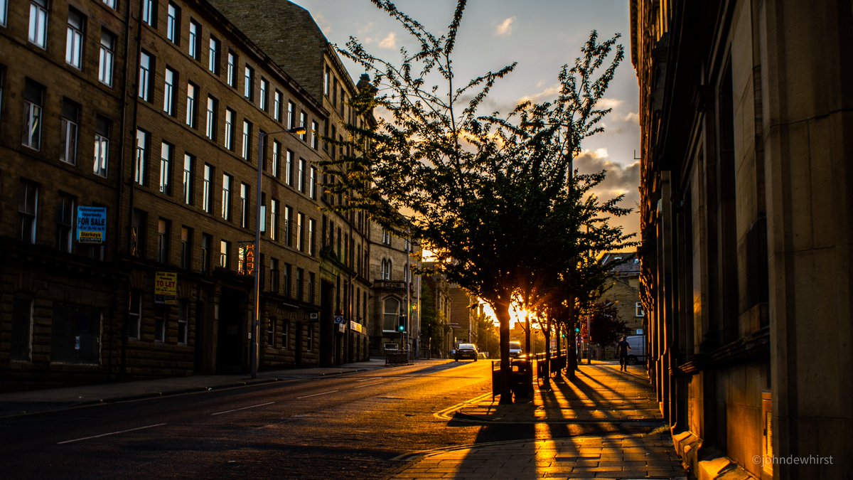 Sunset on Manor Row 1/2 #Bradford #StreetCultBD