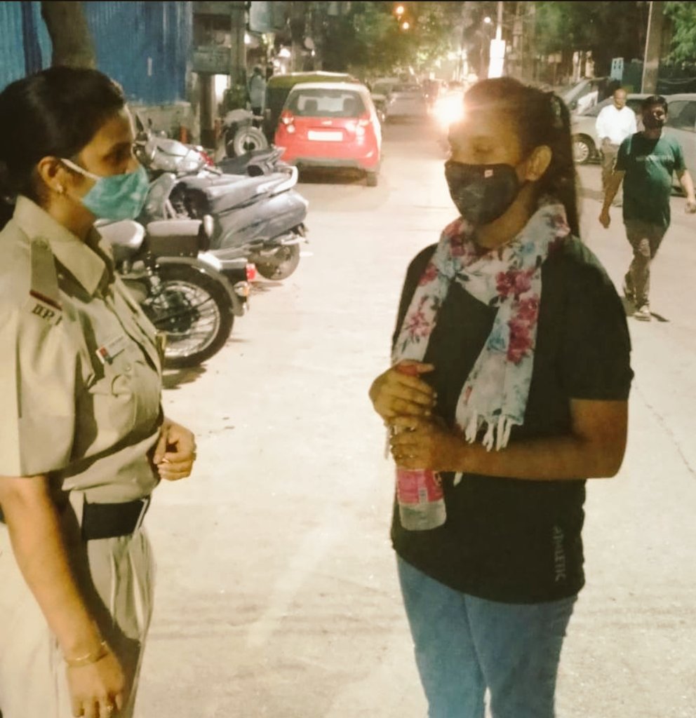 Under the women centric "safety &amp; empowerment initiative" of #NorthWest, 46 women staff are deployed in earmarked #Beats for intensive patrolling, extending all possible help, responding to crime against women, motivating &amp; sensitising women &amp; students.

#EmpoweringWomen
