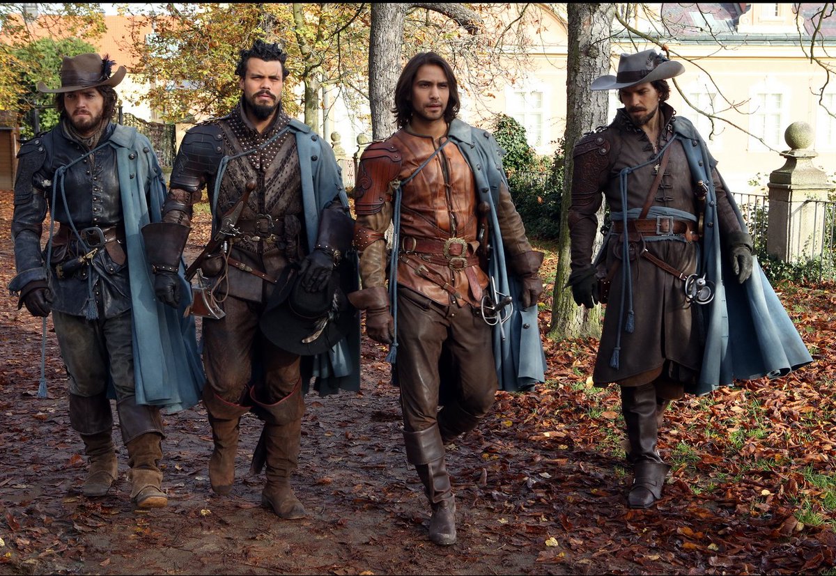 JuttaFreudig's tweet photo. #MusketeersEurope #TheMusketeers during the three seasons βοΈπβ€οΈ #Athos #TomBurke #DArtagnan #LukePasqualino #lucapasqualino #Aramis #SantiagoCabrera #Porthos #HowardCharles #ThemeSaturday #AllFourMusketeers https://t.co/1CYStJvC2x