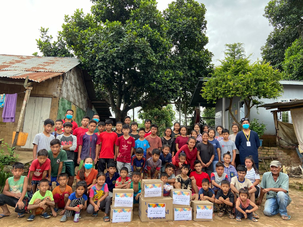 HighlandGroupIN's tweet photo. Team Highland had a good time visiting the kids of Happiness Home at Pangzawl to donate biscuits given by the Food and Beverage division of ITC through @Catalyst_2030

#HereForCCPur✊🏽 #TeamHighland #kids #community #volunteers #fightagainstcovid https://t.co/jwVQSgnOWe