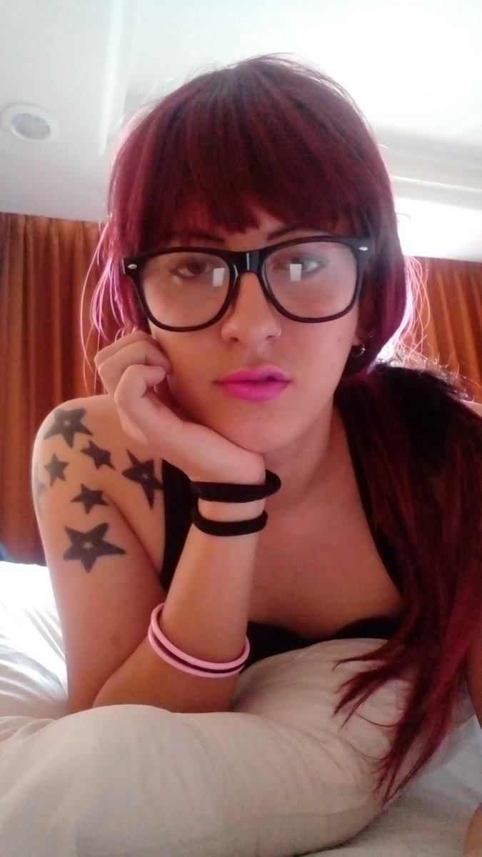 AztridBulma's tweet photo. Holis crayolis https://t.co/fnWyIsKnd8