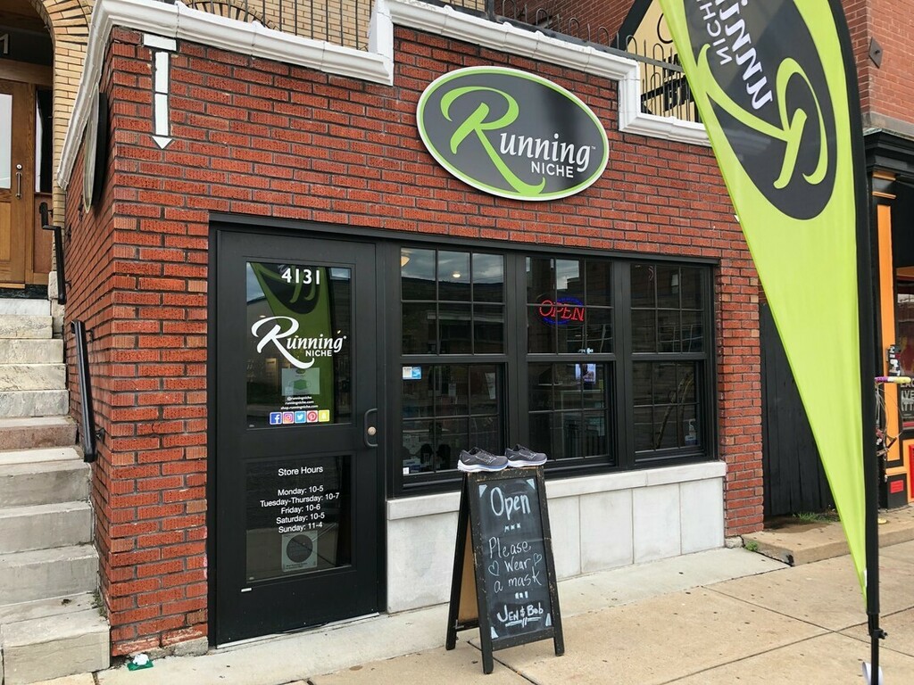 RunningNiche's tweet photo. Might be a bit of a gray day, but Running Niche is ready to go today. Come get fitted by Bob, Jen or Riley. Also the new Mizuno Wave Rider 25 is in the house. #mizuno #waverider25 #fitexperts #runningniche #teamrunningniche #runningnicherunclub #runwal… https://t.co/vhrUzpjKoq https://t.co/wkiKVrAlNp