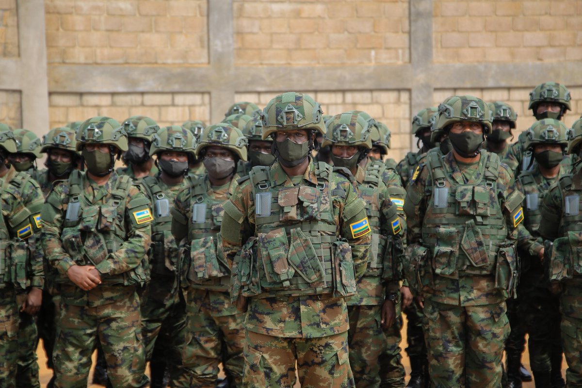 Rwanda Defence Force and Rwanda National Police heading to Mozambique to support efforts to restore state authority.

The joint force will conduct combat and security operations, as well as stabilisation and security-sector reforms. 

📸: <a href="/Dan4tographer/">Dan Nsengiyumva</a>
