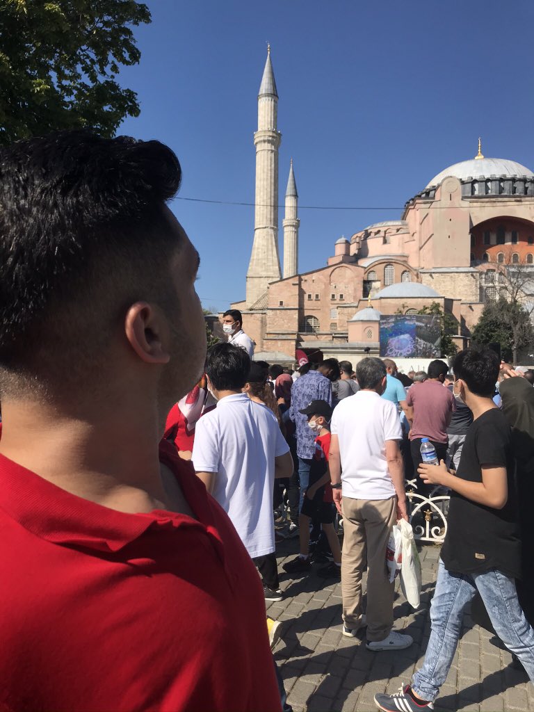 #AyasofyaCamii 1 yıl önce bugün 10 Temmuz 2020: Ayasofya zincirlerinden kurtuldu.. DEDEM FATİH SULTAN MEHMED HAN’ın EMANETİDİR ‘’AYASOFYA’’