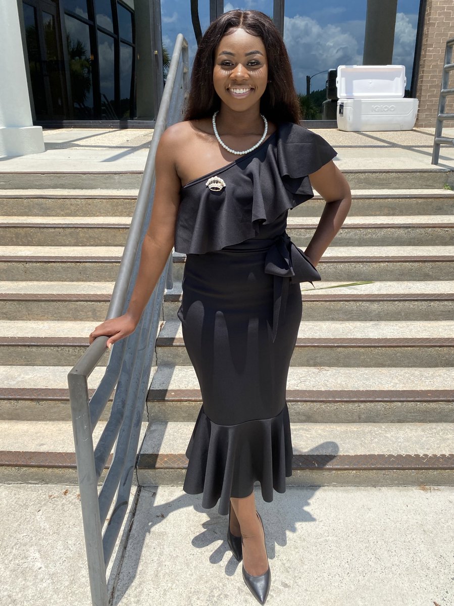 Kendra_Elysia's tweet photo. Elegance is not standing out, but being remembered✨ NASAP 2021💛 #nasapsli21 #myasu #missasu https://t.co/JdZMEQnwgM