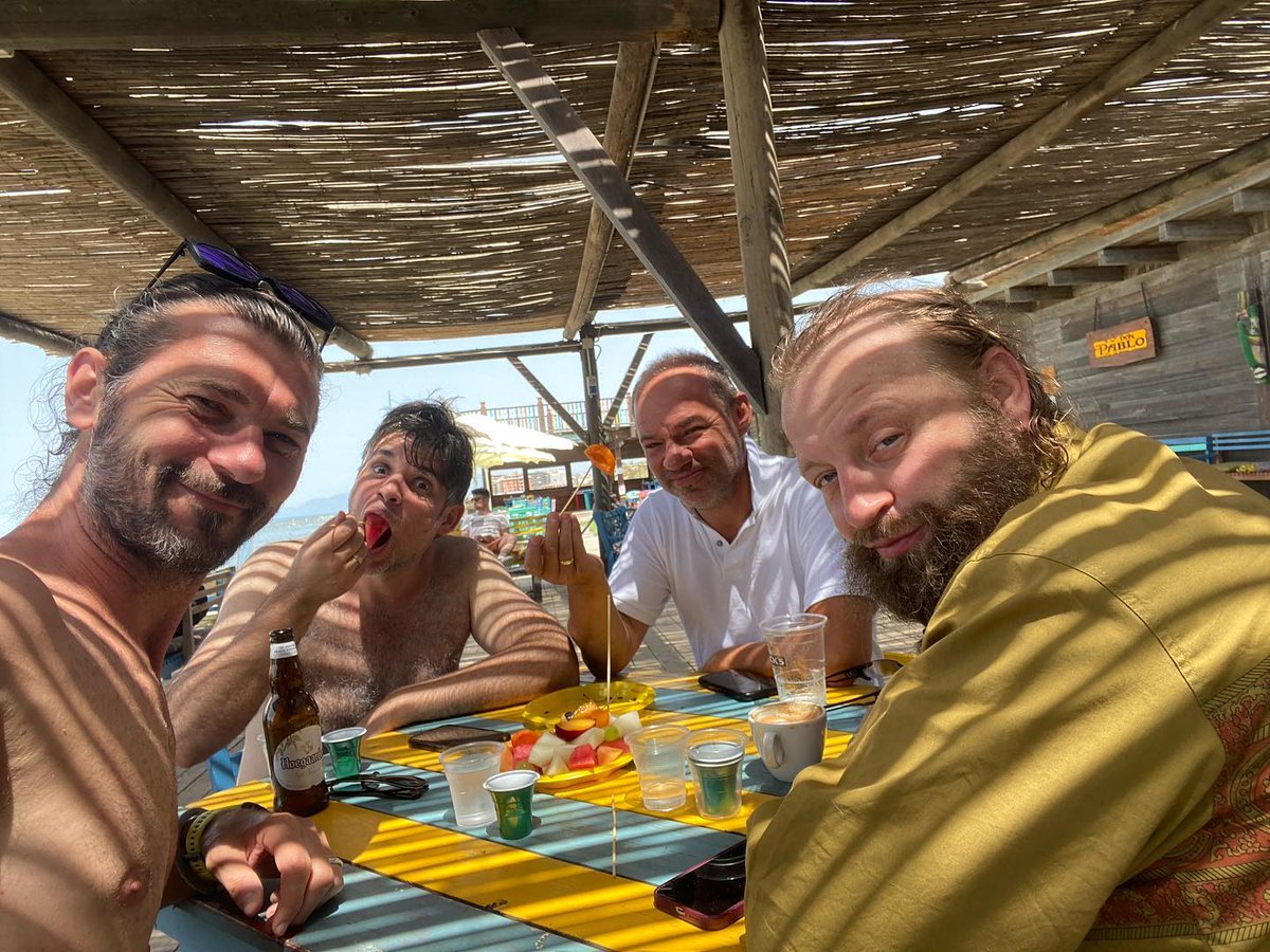MnozilOfficial's tweet photo. Happy Saturday all!
#Mnozil #MnozilBrass https://t.co/U3PJjUIxJI