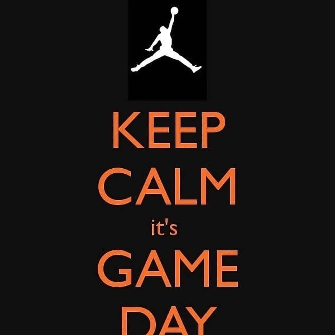 arteamelite's tweet photo. Back on the court! Day 1, Team Elite vs East Coast United Family
#dontbeordinarywhenyoucanbeELITE 
#Battleintheboro2021
#JulyLive🏀🏀 https://t.co/uZu6dIRLUG