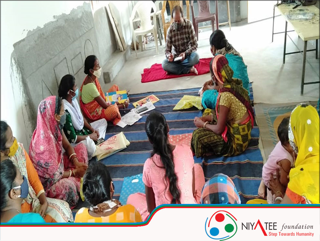 Niyatee_Org's tweet photo. #NiyateeFoundation successfully implemented the parents meeting for #Creche at Ghasitola Village of Jalangbira GP, Block - Kuarmunda, District Sundargarh. #NirmalPanda
#dmfsundargarh #OneWorldOneHope #MinistryOfWomenAndChildDevelopment #integratedchilddevelopmentscheme #nitiaayag https://t.co/PlLPfjlNmW