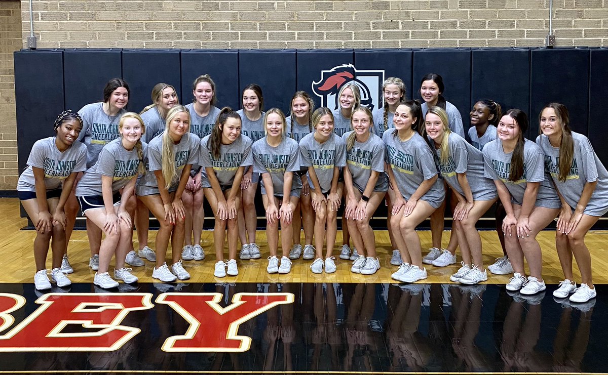 South Cheerleading tweet media