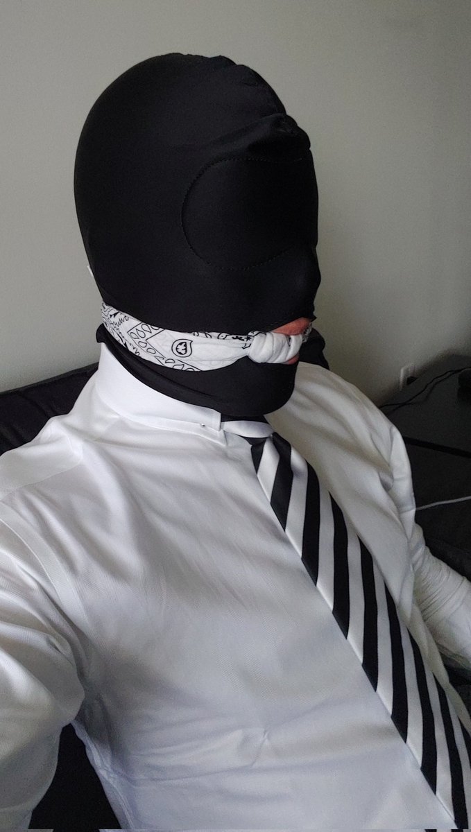 Saidoka10's tweet photo. It's a black and white kind of day. https://t.co/OLCeEyEdDL