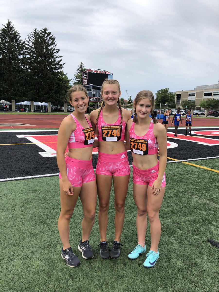 ReneeBrunett's tweet photo. TruSpeed Athletics (and 2 ECC athletes!) competing at the @usatf regional championships hosted by @OhioWesleyan! Great job, girls! @truspeedtc @rbrunett6 @TrackLoveland @Kings_XC_TF @ECC_Sports https://t.co/fn8BuEp5Ka